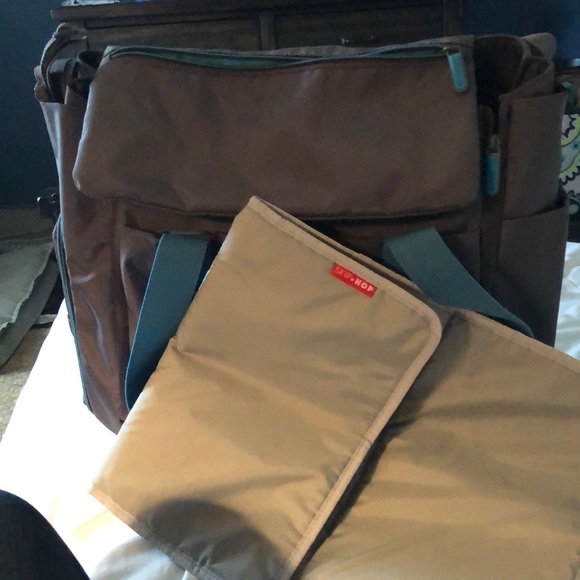 SkipHop Baby/Diaper bag - Picture 3 of 3